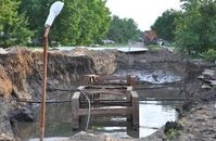 В Азове 20 тысяч человек остались без питьевой воды В Азове 20 тысяч человек остались без питьевой воды