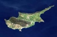 Кипр у России снова просит денег Кипр у России снова просит денег